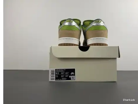 SB Nike FQ7585-200   Dunk Low “Escargot” 0606